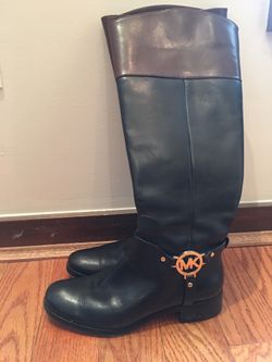 Michael Kors Boots size 7