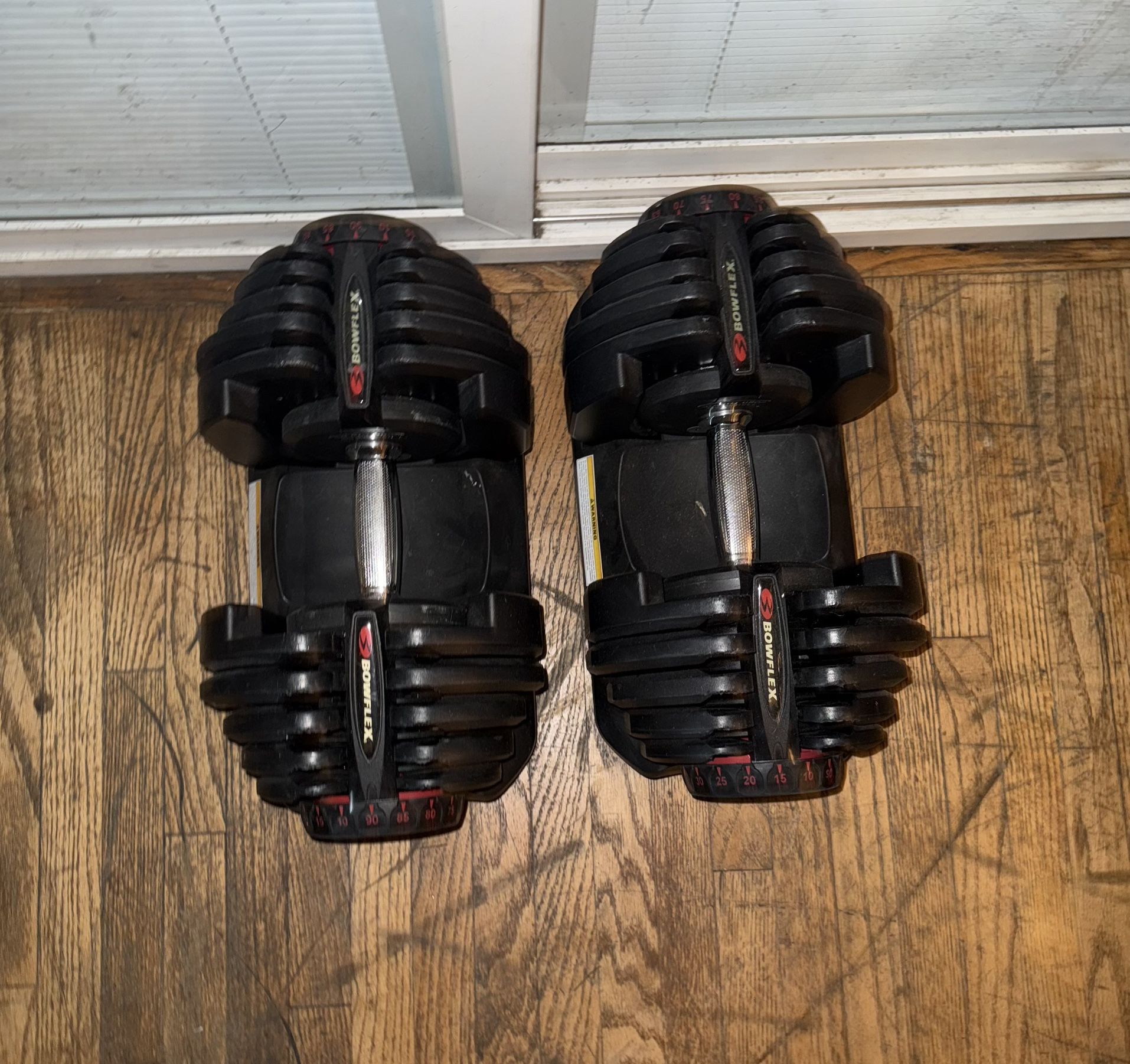 Bowflex Adjustable Dumbbells 10 To 90 Lbs.  