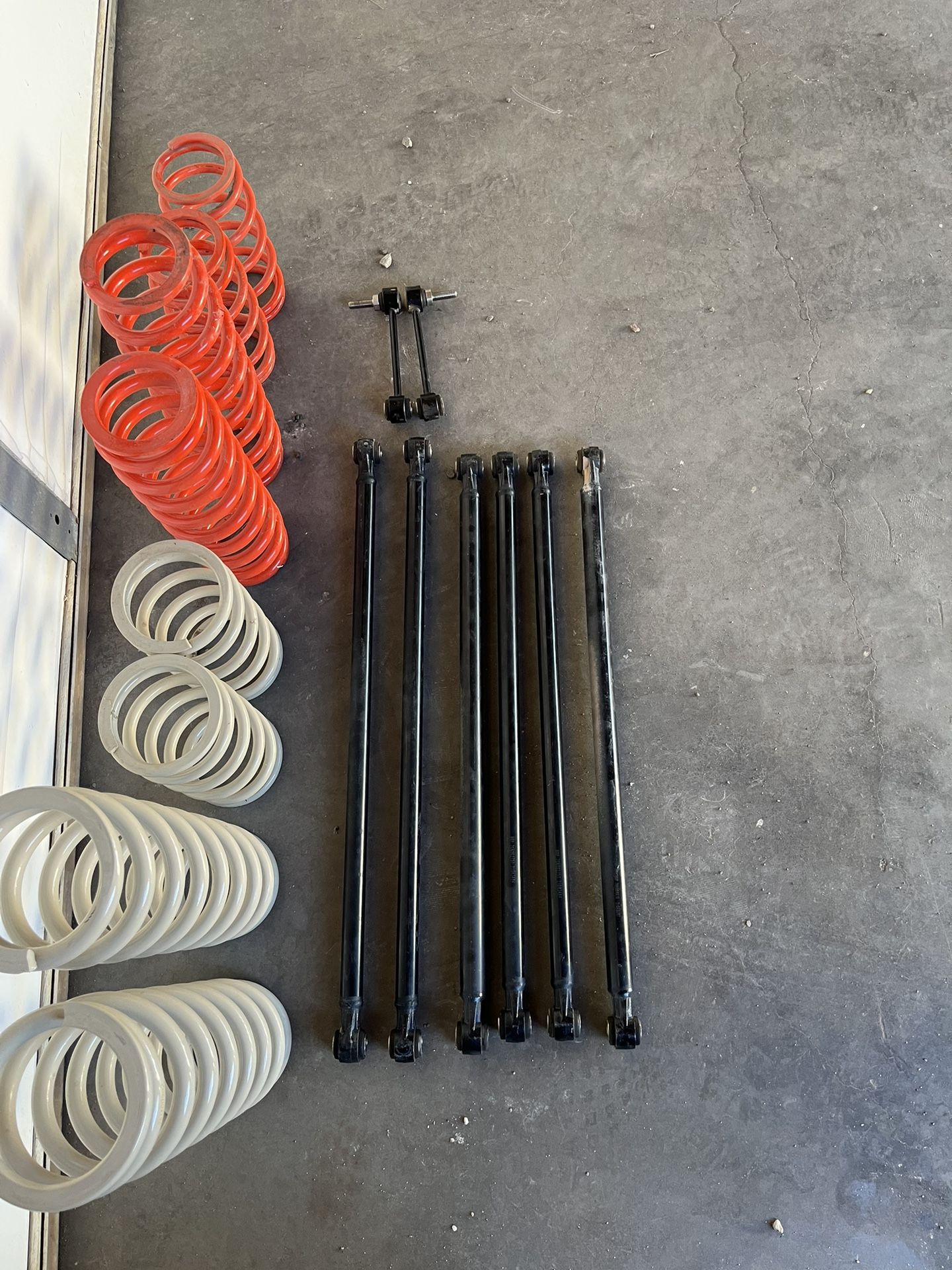 Can am x3 72’ Radius Rods, Springs rear sway bar links