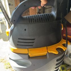 Wet Dry Vacuum Cleaner
