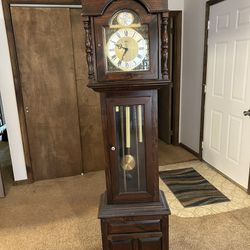 Ethan Allen Tempis Fugit Grandfather Clock