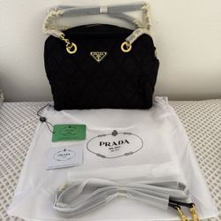 Black Tessuto Nylon Quilted Chain Strap Shoulder Handbag NEW