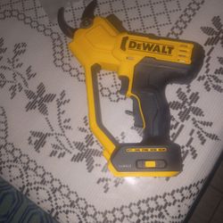 New Dewalt Pruner Tool Only 