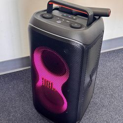 Like NEW JBL Speaker PartyBox Club120 + Mic 🎤