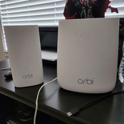 Orbi RBR20 router and sattelite