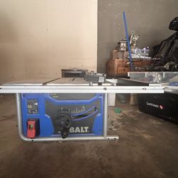 KOBALT 10” Table Saw (No foldable Stand)