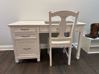 White desk and chair