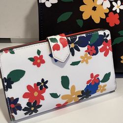 NWT Kate Spade Compact Bifold Wallet Staci (Sailing Floral) 