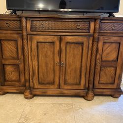 Wooden  china/ TV Stand