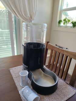 7L dog automatic water bottle