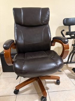 La-Z-Boy office chair