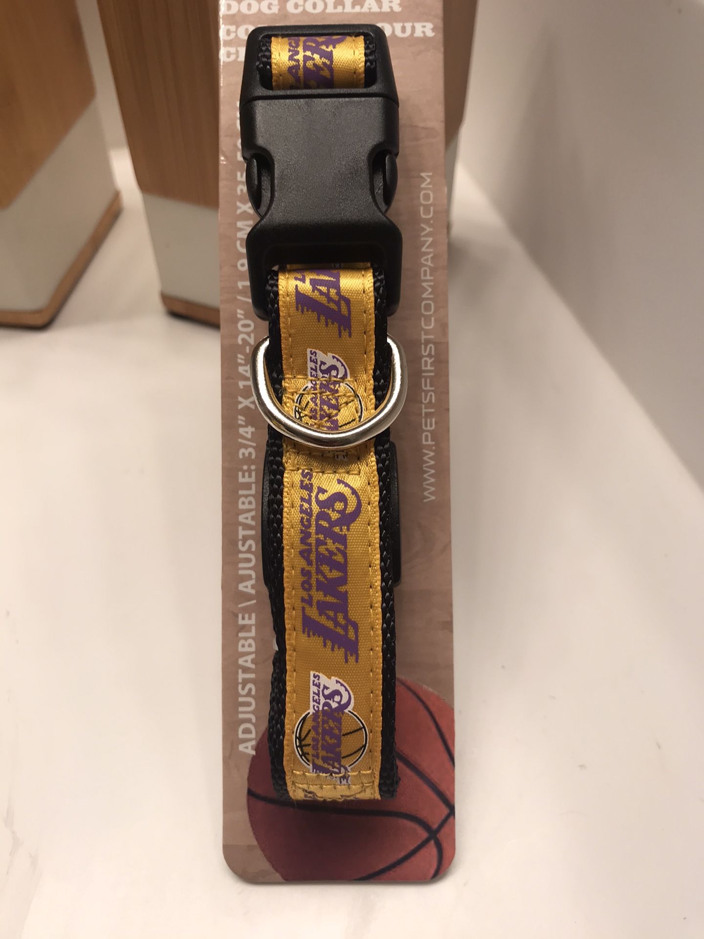 Lakers dog collar