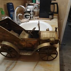 1903 Antique Music Car