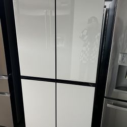 NEW OPEN BOX SAMSUNG BESPOKE FOUR DOOR REFRIGERATOR 