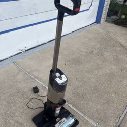 Heavy Duty Shark Wet Vacuum 