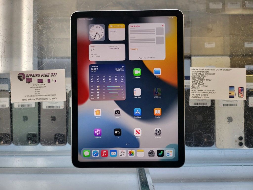 Unlocked White iPad Air 4 64gb LTE