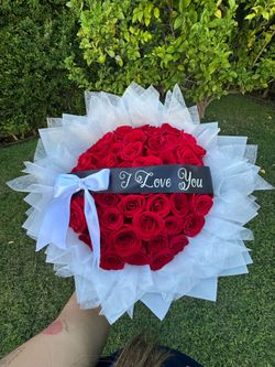 Rose Bouquet 50 count $130