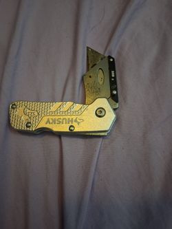 Husky knife