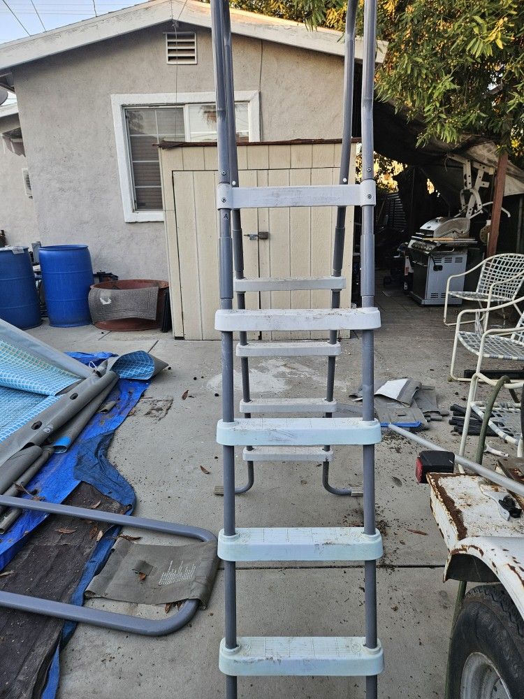 FREE Pool Ladder 6ft- AS IS