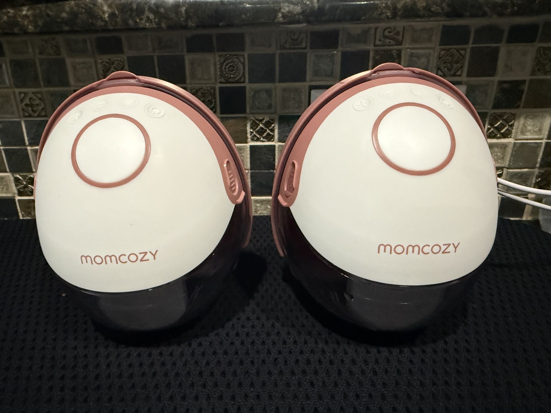 Momcozy M6