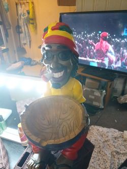 17inch tall Rasta Cigar "ashtray"