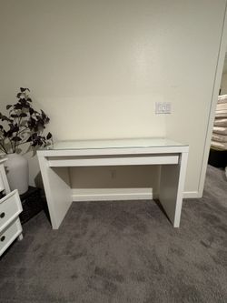 White Vanity Table