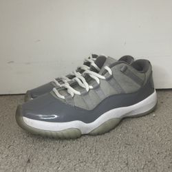 VNDS JORDAN 11 LOW COOL GREY SIZE 8.5