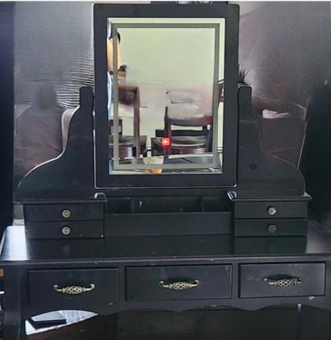 Makeup VANITY