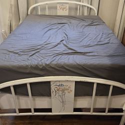 White Vintage Double/Full Metal Bed WITH mattress And Box Spring