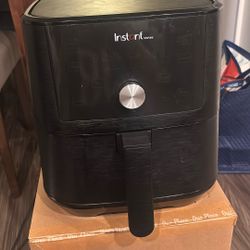 Instant Vortex Air Fryer 6
