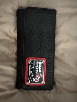 Hello Kitty Wallet - LIKE BRAND NEW 