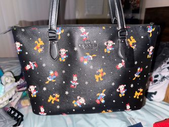 Coach X  Holiday Disney Mickey Tote bag limited edition