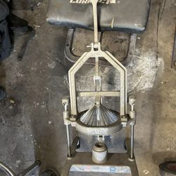 Nemo Blooming Onion Slicer