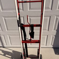 Milwaukee 800-lb Capacity 2 -Wheel Red Steel Appliance hand truck