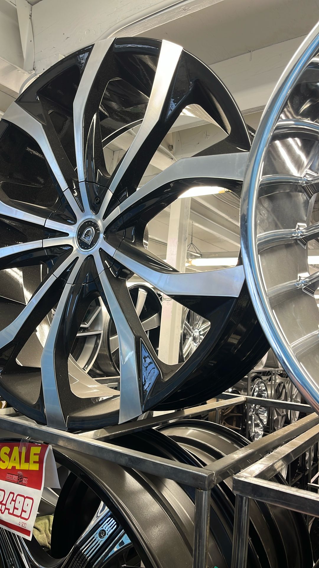 28” Lexani LUST