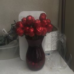 2 Dozen chocolate roses