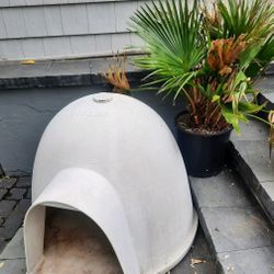 Large Outdoor Pet Shelter Dome