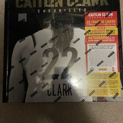 WNBA Caitlin Clark Book With 8 Packs Find Numbered Cards Color Blasts Autos 