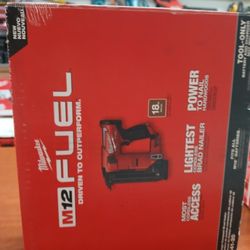 Milwaukee New 18ga Brad Nailer 12M Fuel