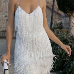 Sequined Fringed Feather - Paneled White Dress SML.
