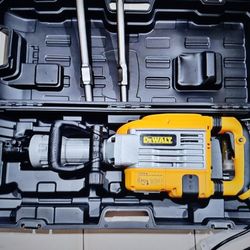 DeWalt Jackhammer used one time for a couple of minutes like new conditions