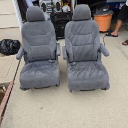  Odyssey 2nd Row Seats 