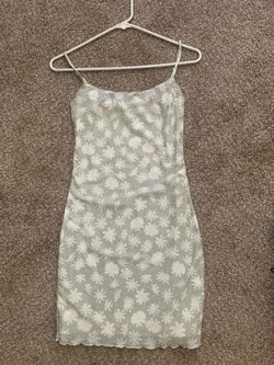 Princess Polly, green flower dress, size 4