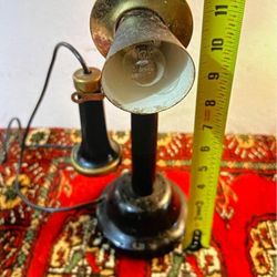 LAMPARA ANTIGUA DE METAL DISEÑO TELEFONO 