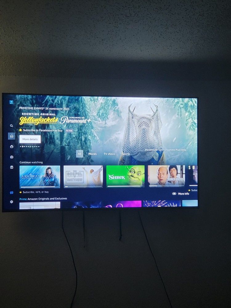 55 Inch Hisense ROKU TV with Remote