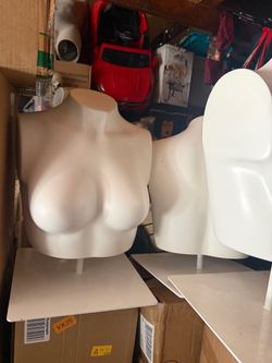 Women mannequins