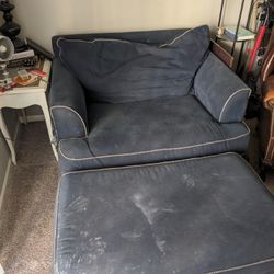 Free Large Chair With Ottoman 