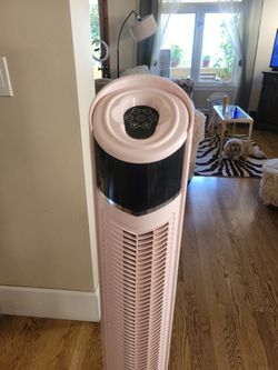 NEW IN BOX Tower Oscillating Fan 46" PINK