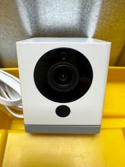 Wyze Cam v2 Indoor Security Camera 1080p with Power Adapter White