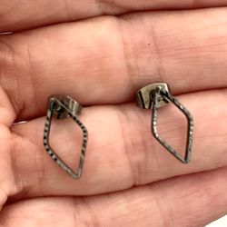 Post Earrings 